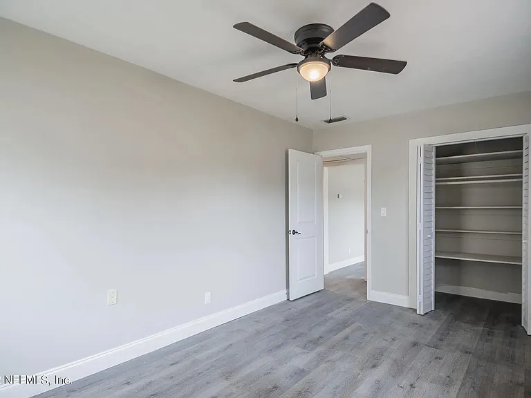 5770 Cedar Forest Dr S — Photo 4