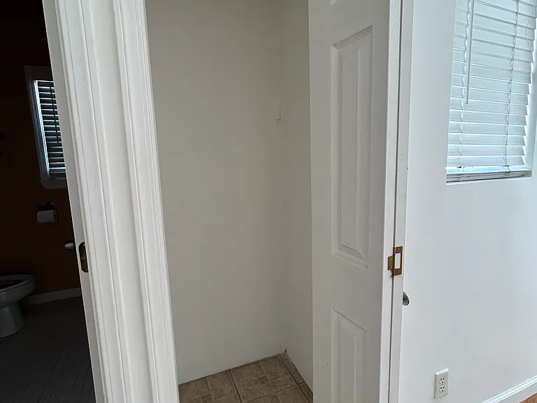 12540 Barbara Ann St — Photo 6