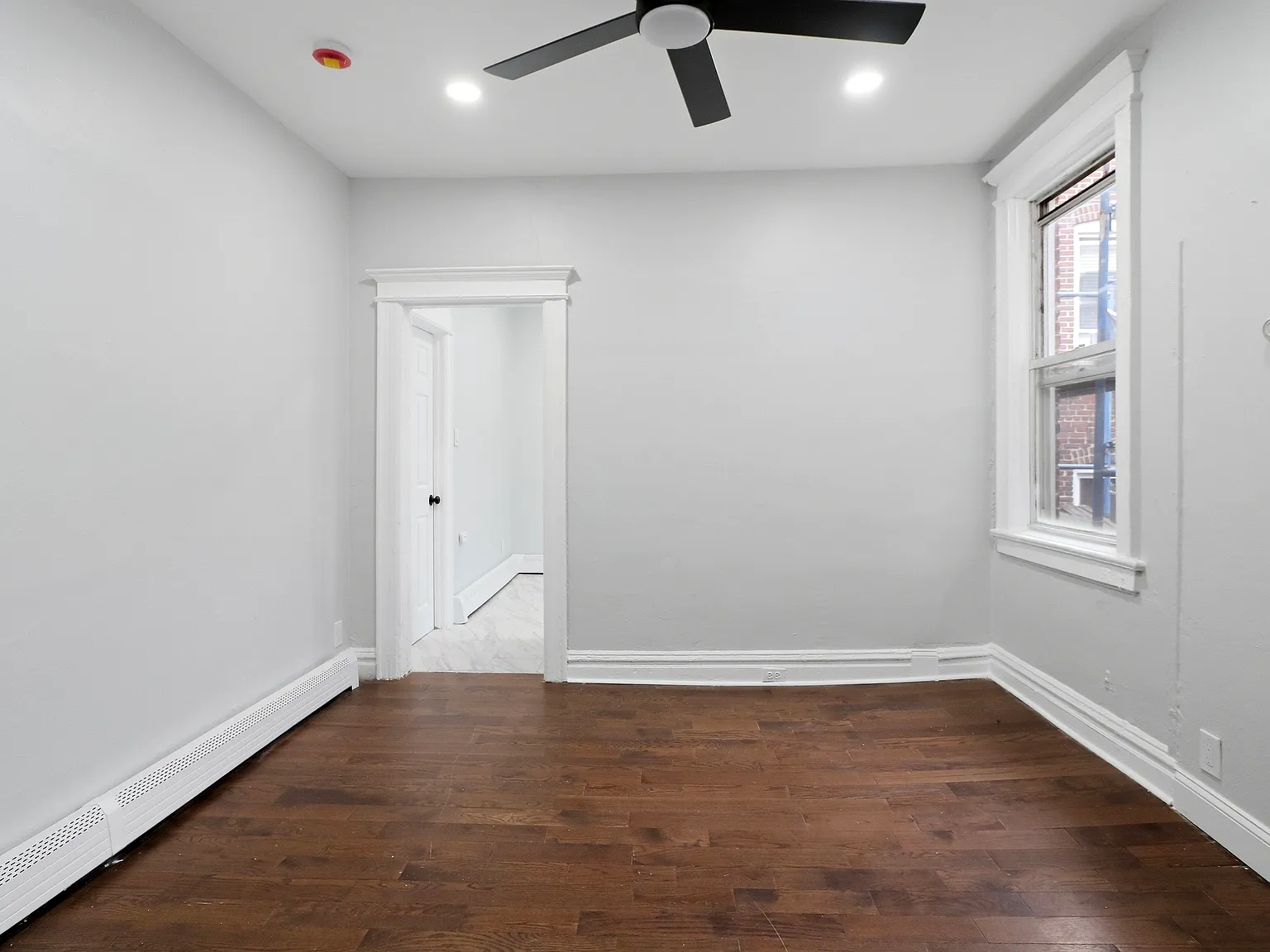 1 bed, 425 sqft, $1,750 — Photo 4