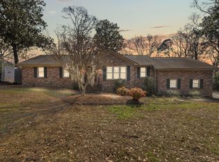 1027 Yeamans Hall Rd, Hanahan, SC 29410