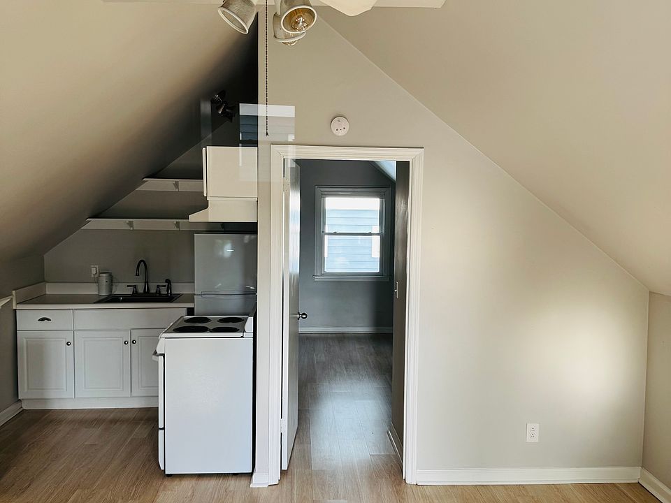 1st image of 4108 Media St #B