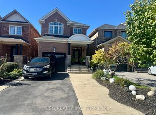 235 Venice Gate Dr, Vaughan, ON L4H0G1