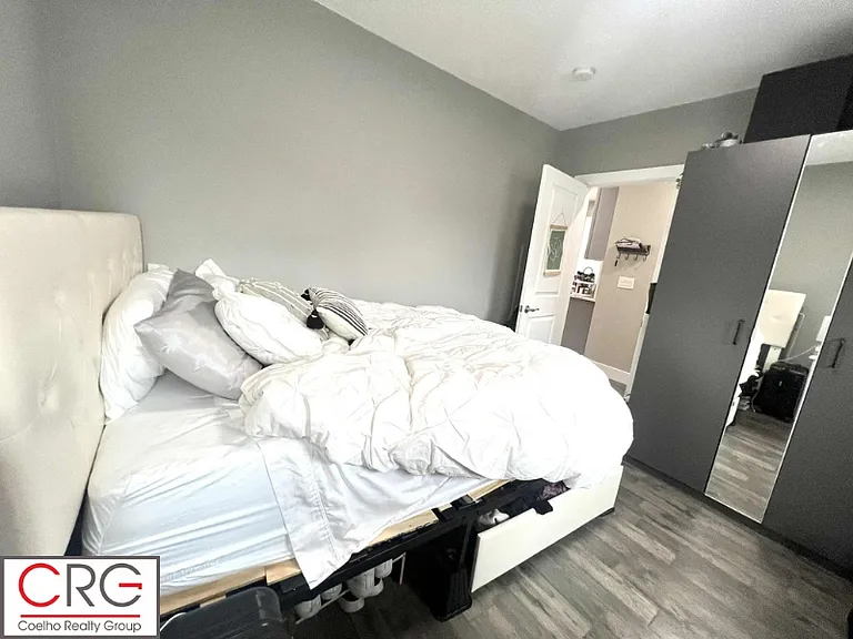 14 Vermont Ave #3 — Photo 30