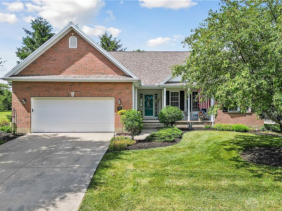 1st image of 1045 Hickory Trl