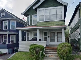 219 6th Ave #1, Watervliet, NY 12189