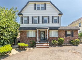 1-437 Summit Ave #1, Cedarhurst, NY