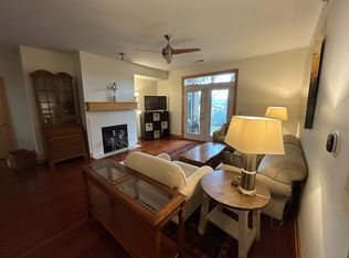 8253 Mayo Dr UNIT 106, Madison, WI 53719