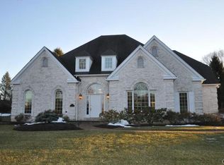 971 Buckingham Dr, Allentown, PA 18103