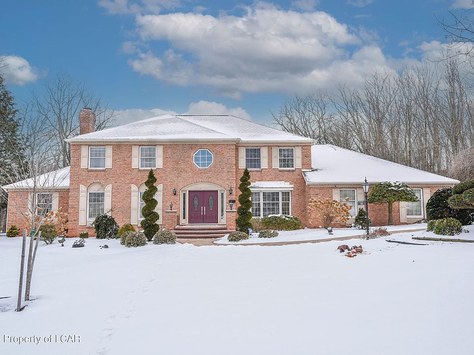 1st image of 911 Seybert St