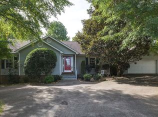 2202 Pinehill Ct, Murfreesboro, TN 37129