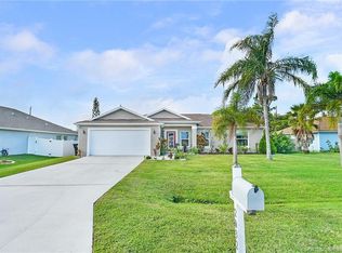 2032 SE South Buttonwood Dr, Port Saint Lucie, FL 34952