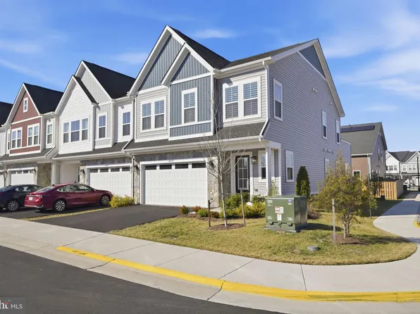 14679 Grand Cru Loop, Gainesville, VA 20155