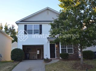 3923 Damask Dr, Charlotte, NC 28206