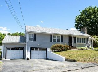 4 Cleveland St, Lawrence, MA 01843