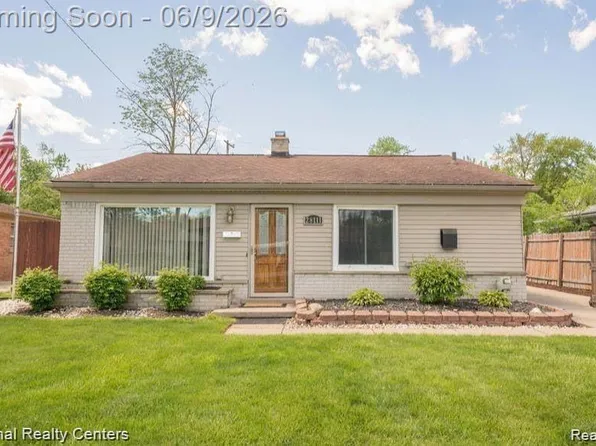28111 Brentwood St, Southfield, MI 48076