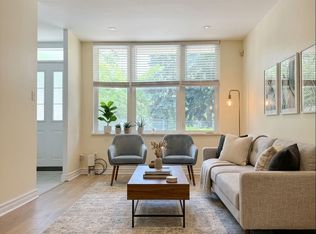 811 Grandview Way, Toronto, ON M2N 6V5