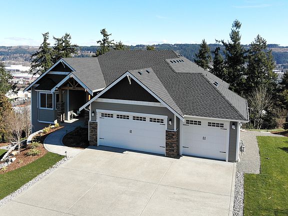 2nd image of 4929 131st Avenue Ct E