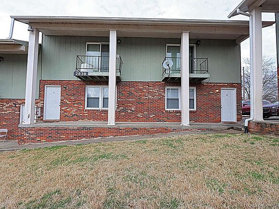 4th image of 2838 Independence St APT 9