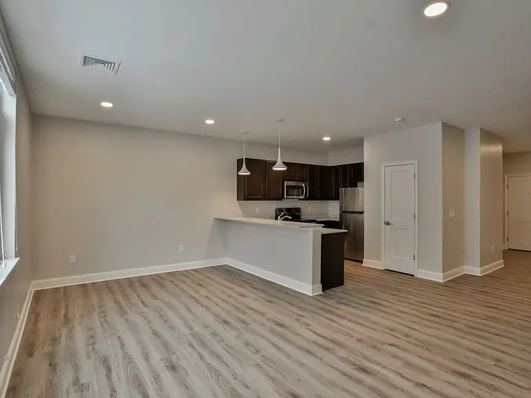 The Reserve on Hackett Apartments — Photo 9