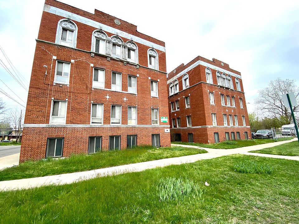 1st image of 2020 Elmhurst St #206