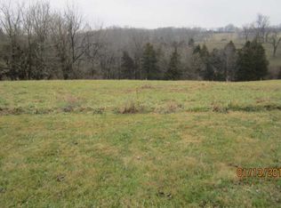 812 Peytona Beach Rd, Waddy, KY 40076