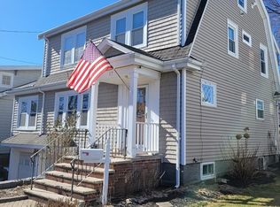 17 Maypole Rd, Quincy, MA 02169