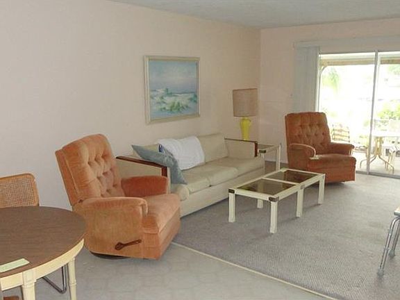 2nd image of 4106 Catalina Dr
