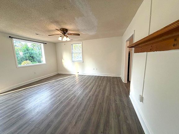 5th image of 3225 Wilton Rd