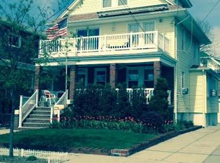 454 Beach 124th St, Far Rockaway, NY 11694