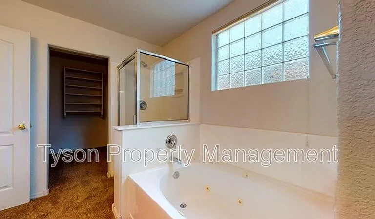 6312 Calle Tesoro NW — Photo 10