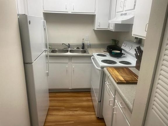 4th image of 3720 76th St N APT 203