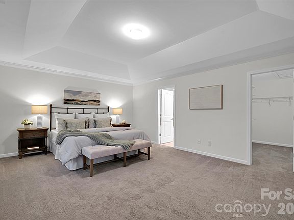 4th image of 5054 Stonehill Ln