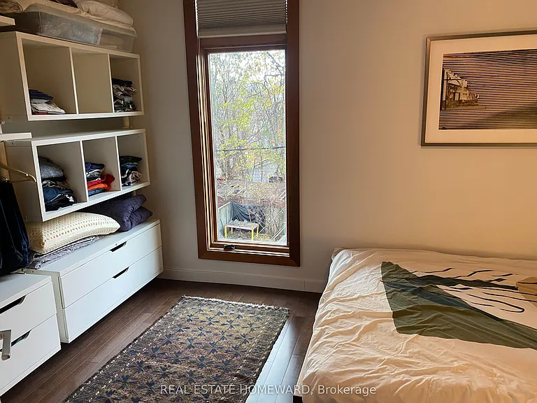 302 Rhodes Ave — Photo 24