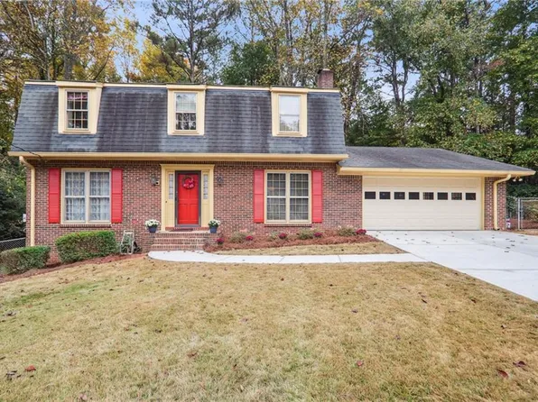 4115 E Brockett Creek Ct, Tucker, GA 30084