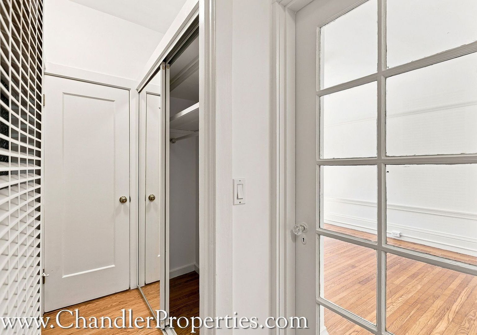 605 Scott St Unit 3 - Main Image