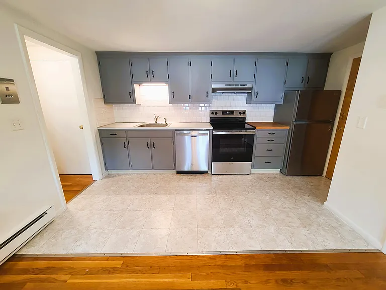 6 Azalea Ct #J — Photo 2