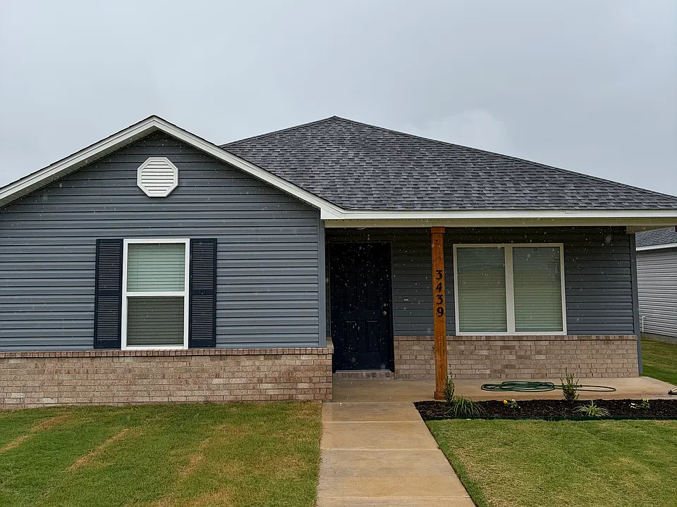 3439 S Bayou Aly