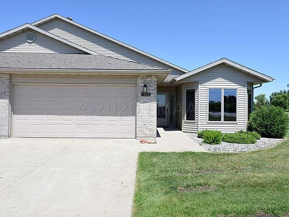 2nd image of 1439 Heatherwood Ct