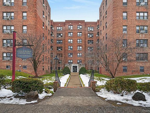 2nd image of 485 E Lincoln Avenue #503