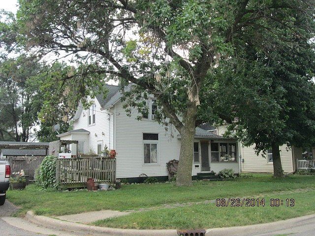 1st image of 411 E Joliet St