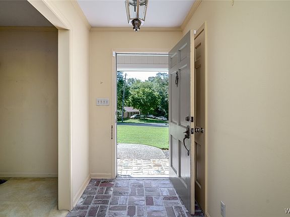 5th image of 5204 Dove Creek Ave