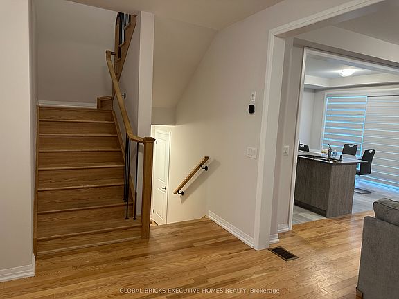 5th image of 20 Blacklock St