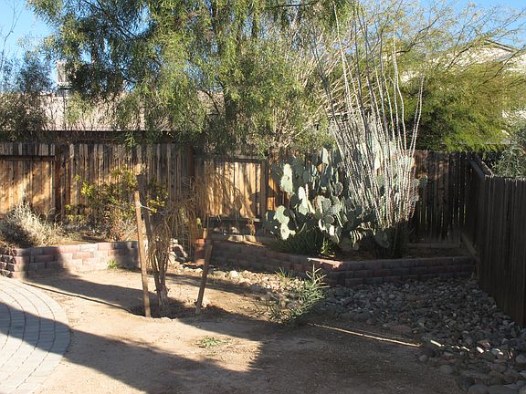 2nd image of 5950 N Edenbrook Ln