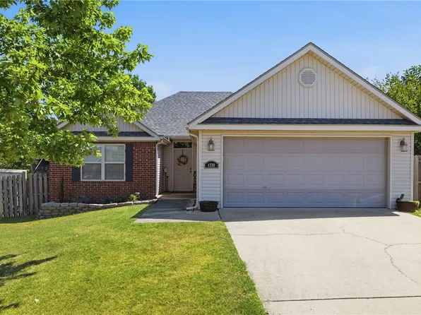 4339 Beacon Ct, Springdale, AR 72764