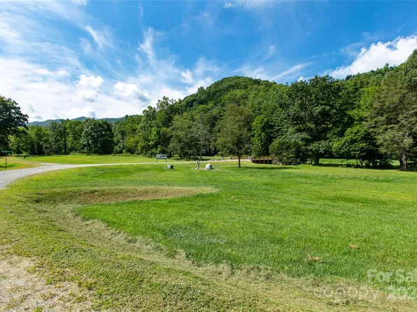 141 Parker Rd #4, Canton, NC 28716