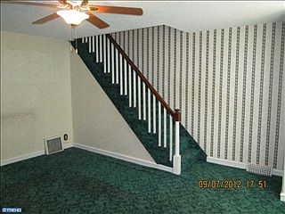 5th image of 4517 Oakmont St