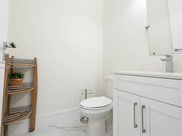 17320 SW 92nd Ct — Photo 27