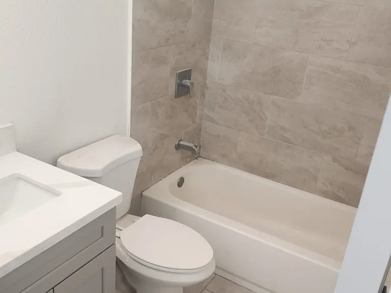 2906 Determine Dr — Photo 8