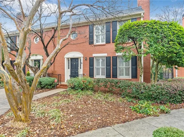 502 Defoors Mill Cir NW, Atlanta, GA 30318