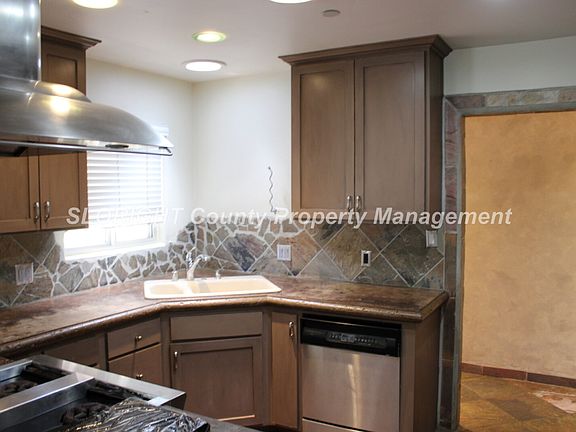 3rd image of 156 E Foothill Blvd